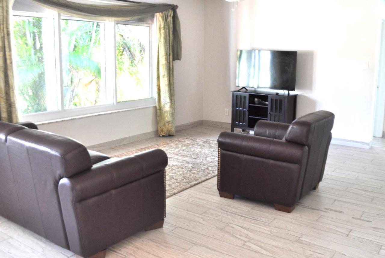 Lovely 3-Bd, Walk To Bars, 9 Min Drive From Beach! Heated Pool. Fort Lauderdale Exteriér fotografie